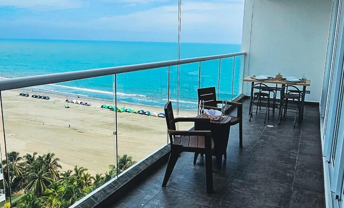 Elessa Beachfront Ocean Views In Morros