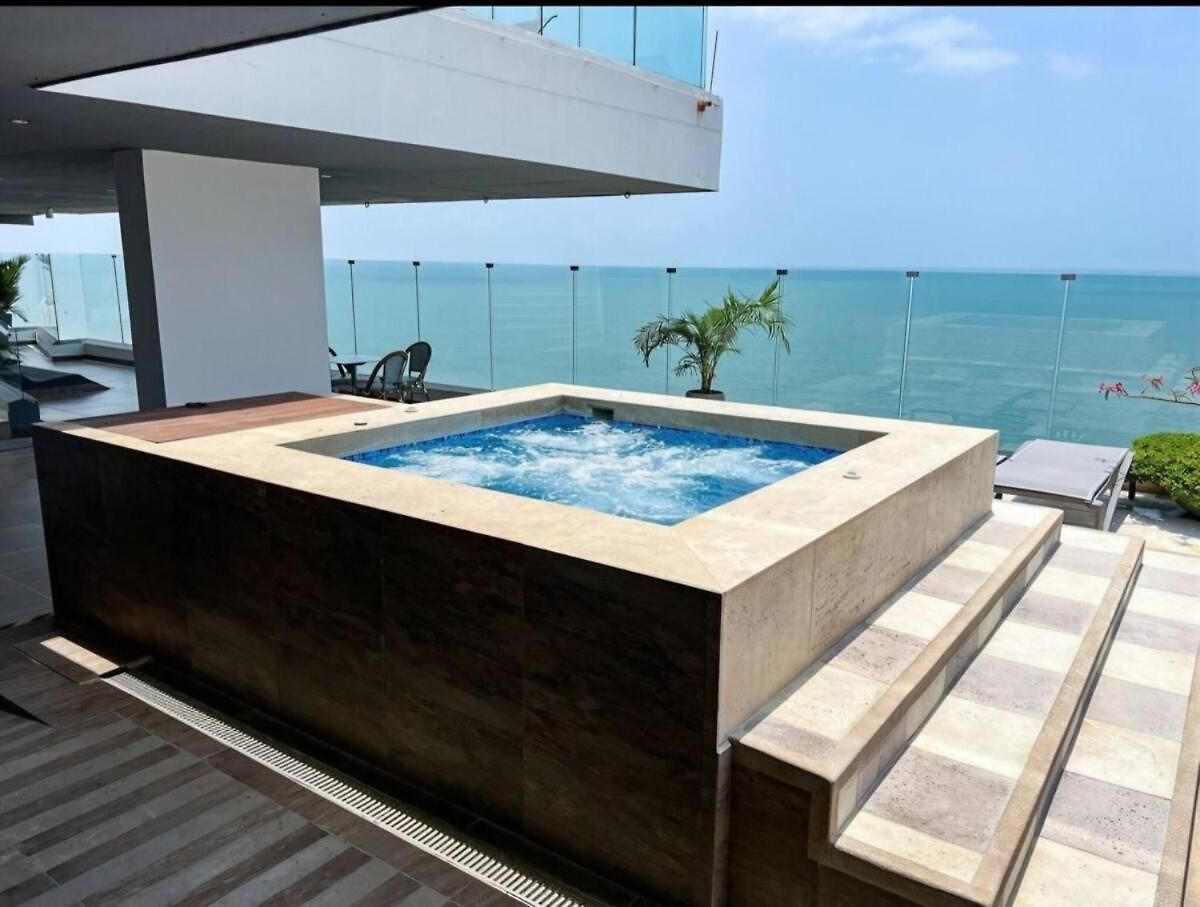 Apartamento Elessa Beachfront Ocean Views In Morros