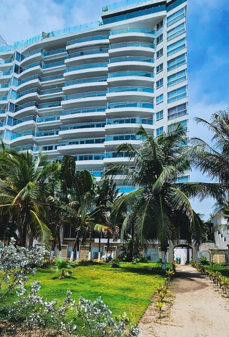 Elessa Beachfront Ocean Views In Morros Apartamento