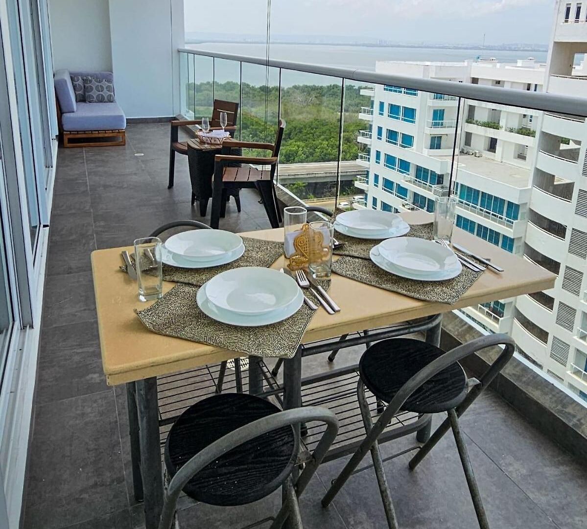Apartamento Elessa Beachfront Ocean Views In Morros *