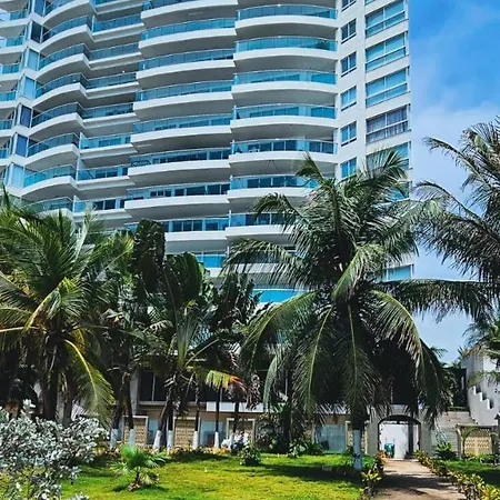 Elessa Beachfront Ocean Views In Morros Apartamento